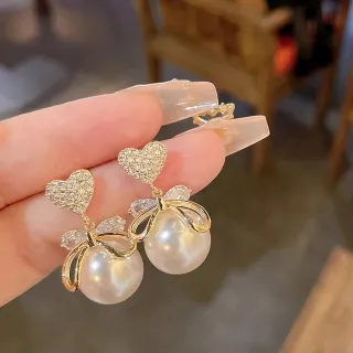Heart Bow Pearl Stud Earrings